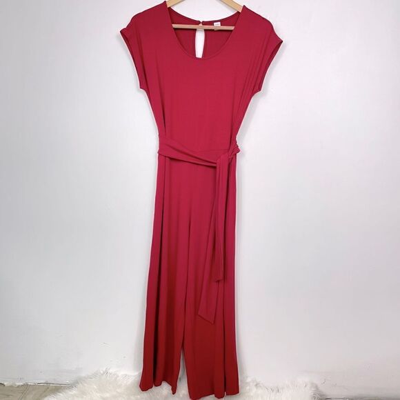 Old Navy | Burgundy belted jumpsuit XS short sleeve. - Picture 1 of 7